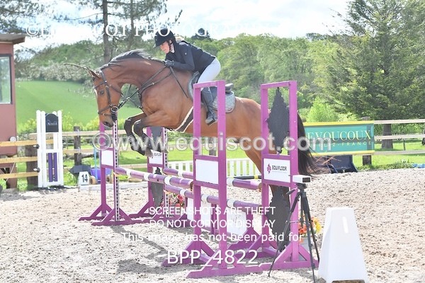 BPP_4822 - CLASS 14  SAT Senior British Novice/ 90cm Open