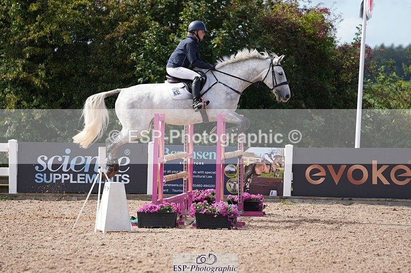 250911-135713-02099 - Cls 13 1.05m Amateur Champ