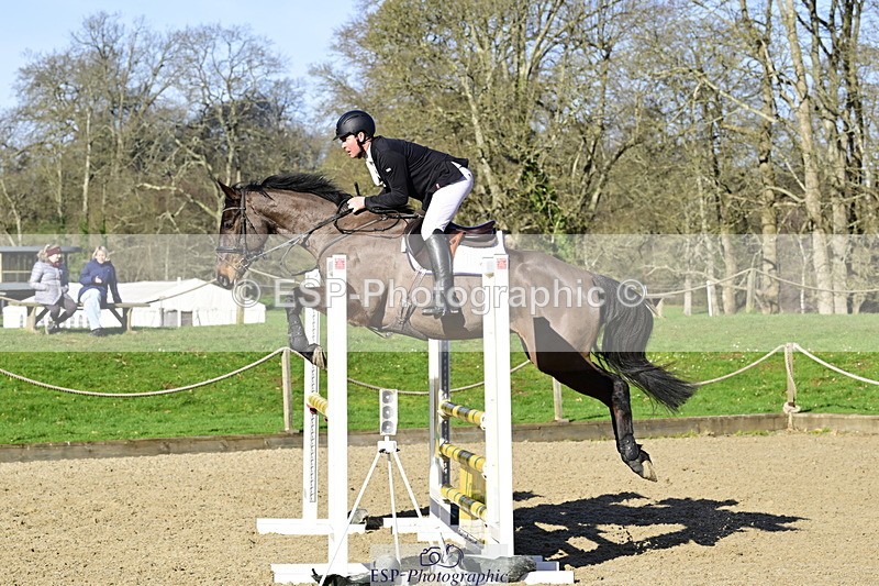 260214A-120212-00593 - 2 Discovery and 1m Open