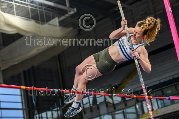 SenInd26-916669 - Field Female Set One