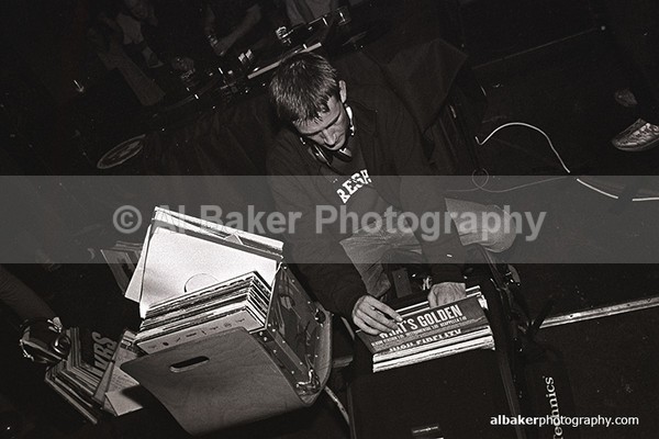 04 - Friends-&-Family @ the-roadhouse 19.04.03