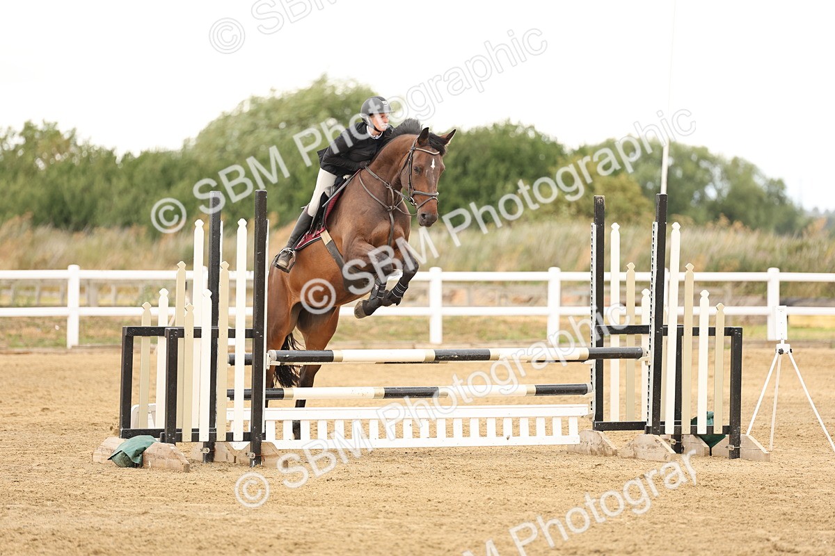 SBM_023300 - Class 3 - Senior British Novice - 90cm