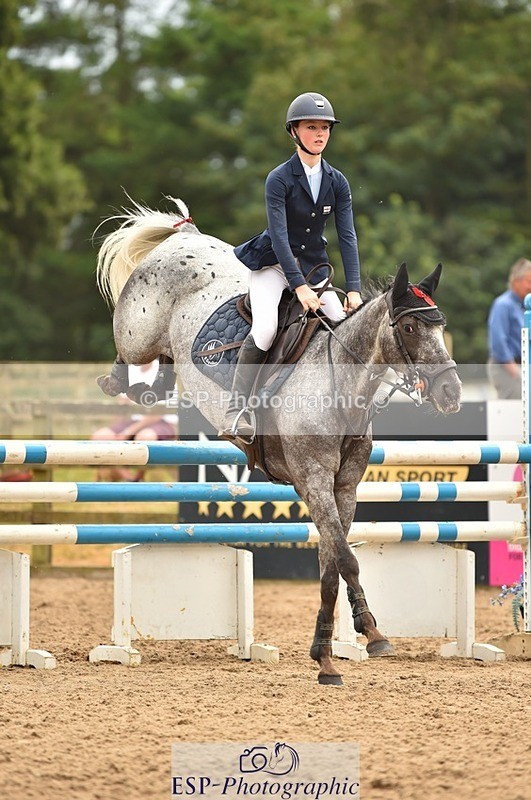 230618-135256-12817 - Cls 25 Pony Foxhunter & 1.10m Open