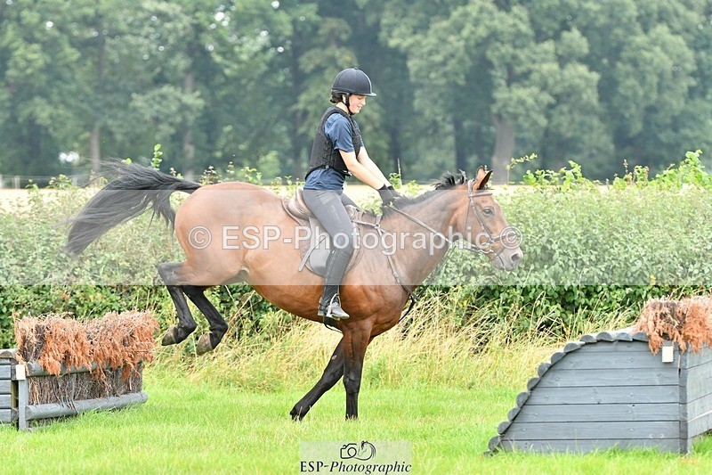 230817-123858-00695 - Theo's 1st Group - XC