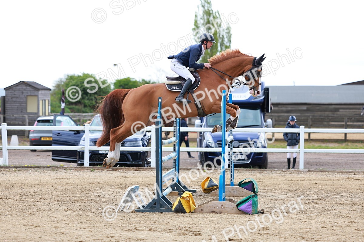 SBM_002637 - Class 11 - Senior Foxhunter - 1.20m