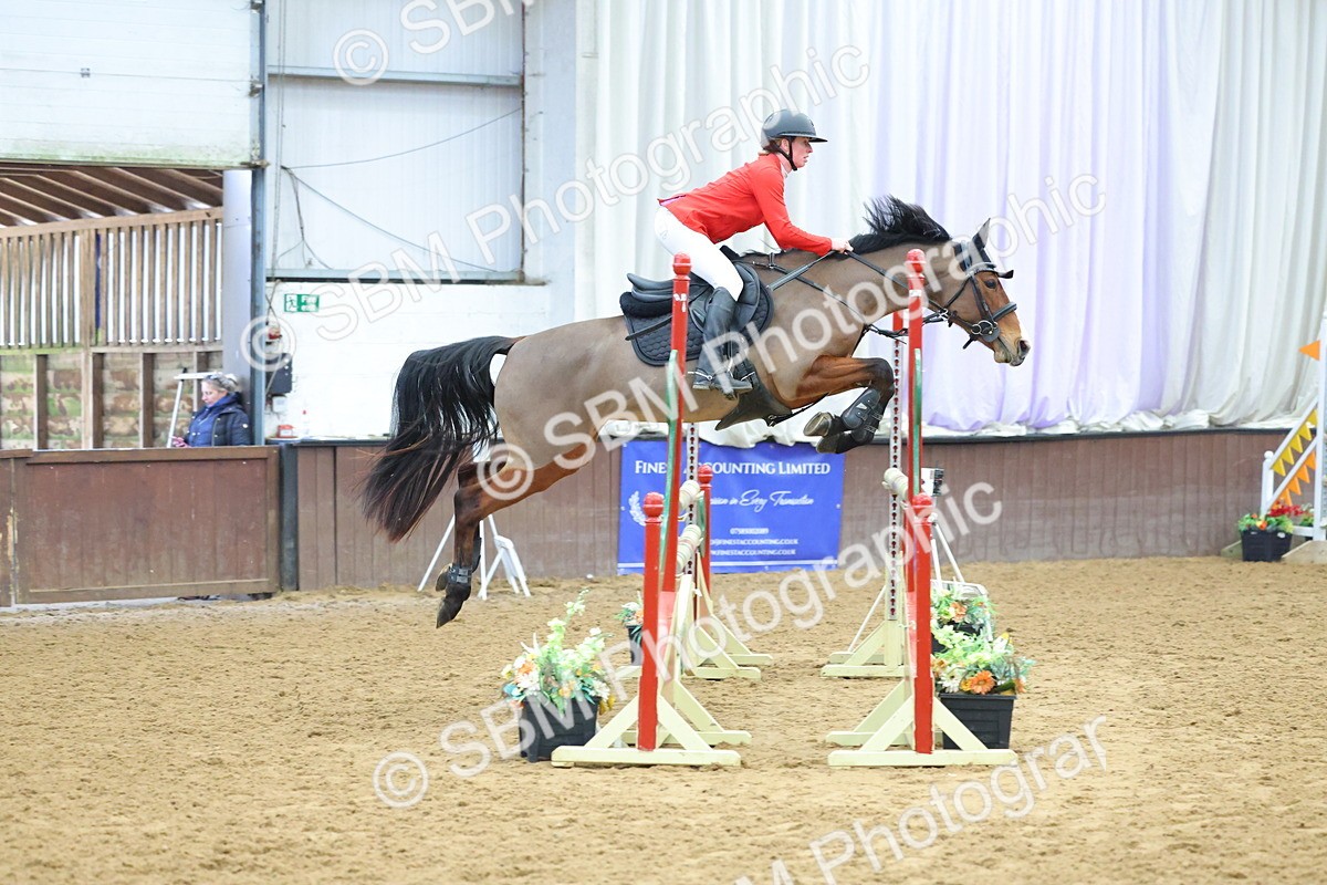 SBM_010812 - Class 23 - Senior Newcomers/ 1.10m Open - First Round (1.10m)