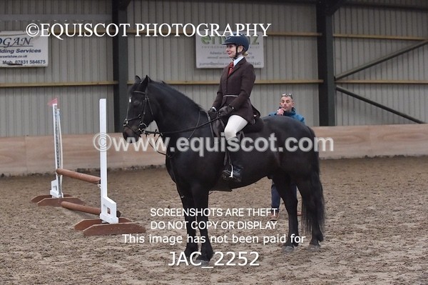 JAC_2252 - CLASS 2 Novice Working Hunter