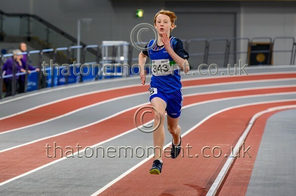 AgeInd25SAT-919716 - Track Male