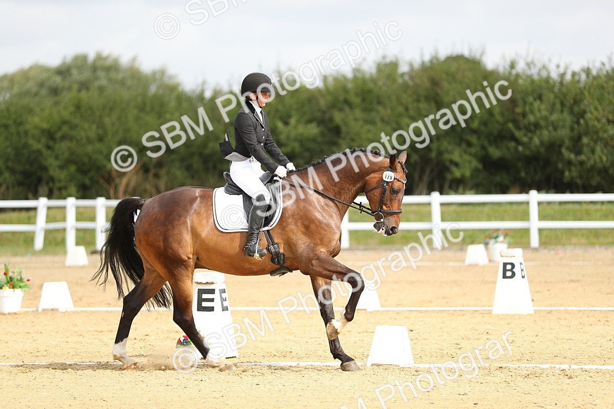 SBM_015670 - Class 13 - Novice 23 - 9.54-11.04