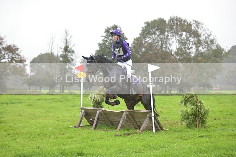 RAY_9370 - Class 1: 65cm: Ski Jump