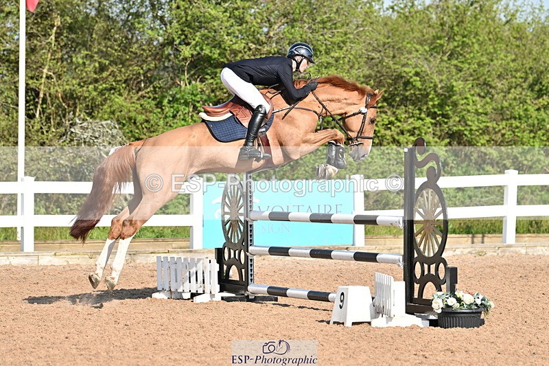 240509A-090806-00038 - Cls 1 British Novice and 90cm Open