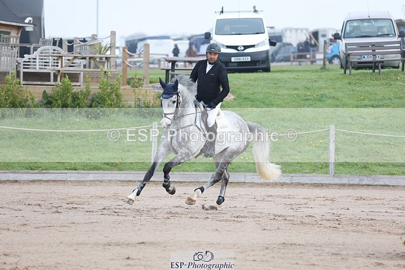 250424-090550-02542 - Cls 29 Young Horse 6yr old