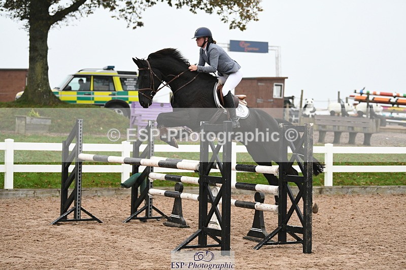 241103A-110120-07648 - SUN Cls 21 Snr Newcomers and 1.10m Open