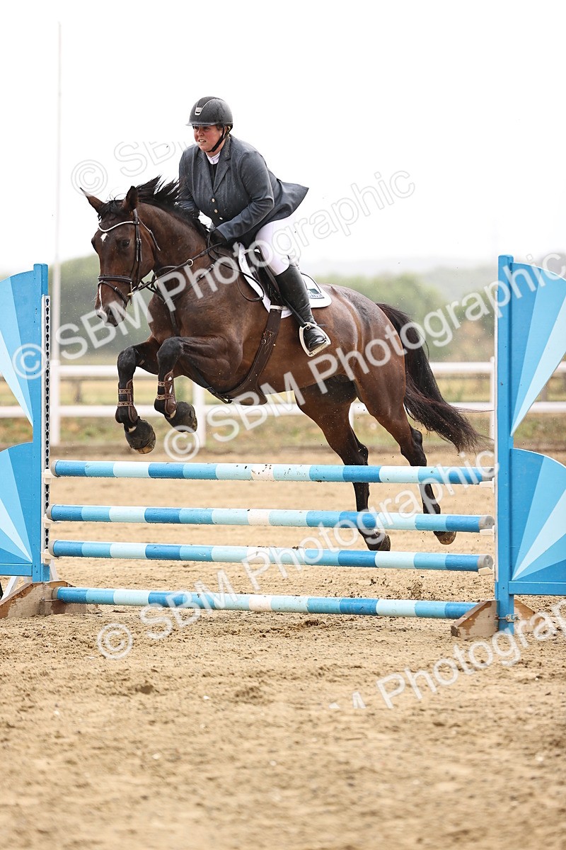SBM_025126 - Class 9 - Senior British Novice - 90cm