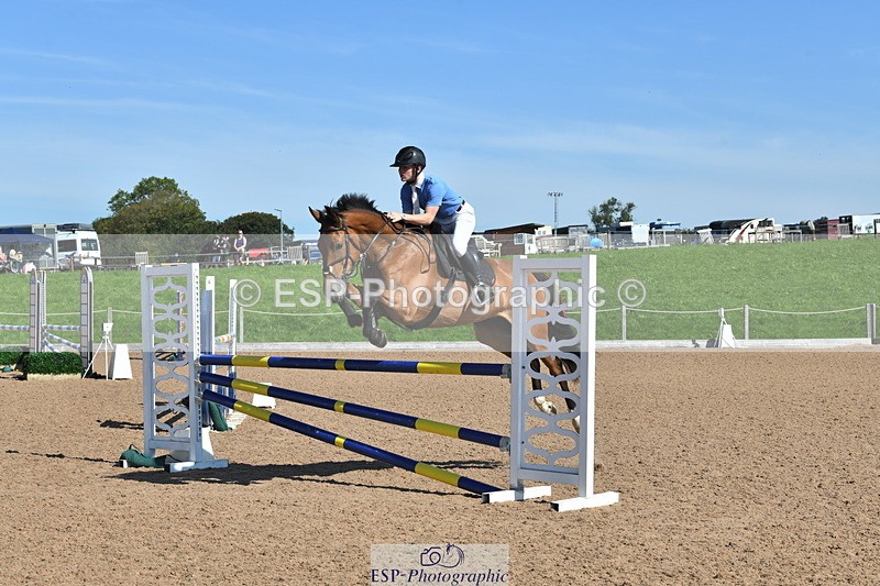 230903A-111516-03856 - Cls 13 1.05m Amateur Quali