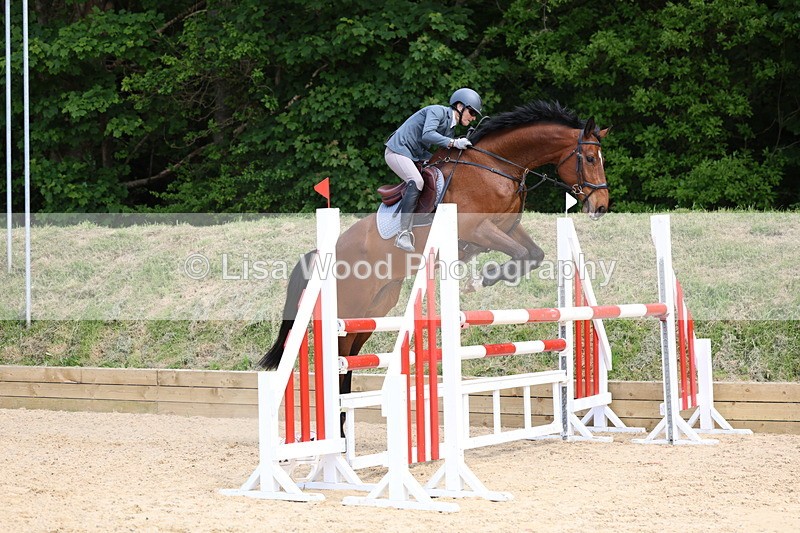 3E7A7067 - Class 7: Senior Newcomers/1.10m open
