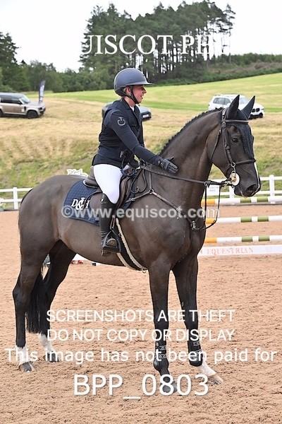 BPP_0803 - CLASS 29 SUN GFS Saddles Senior Newcomers/1.10m Open