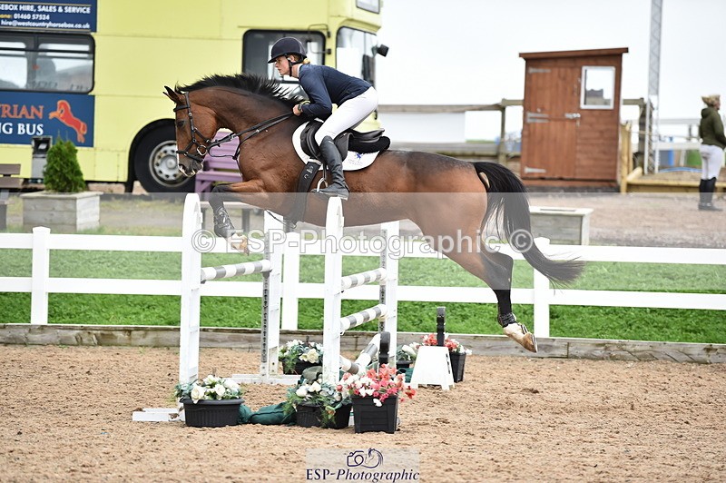 231013A-131928-01773 - Cls 3 1.05m Amateur Quali