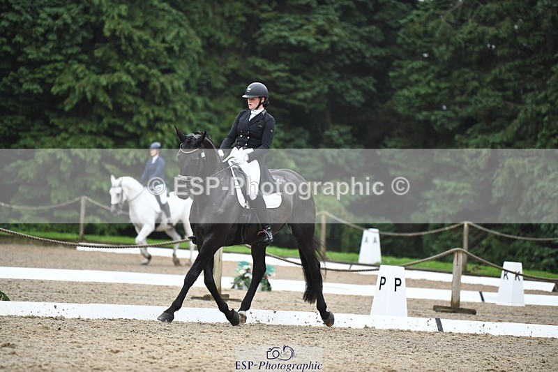 240720-152222-05954 - 260-Louise_Berry-Woodcroft_Daisy_Duke