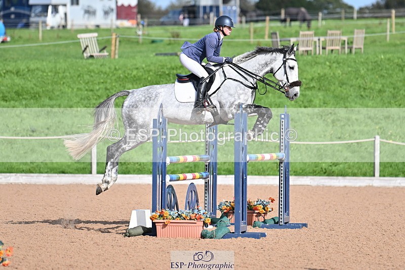 231015A-124844-08002 - Cls 30 Foxhunter & 1.20m Open