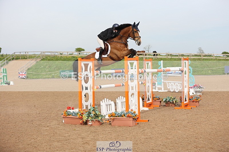 240511A-170332-15164 - Cls 38 National 1.40m Open