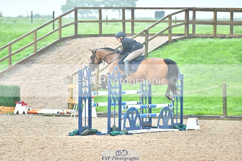 230805A-105542-00241 - Cls 2 Snr Newcomers & 1.10m Open