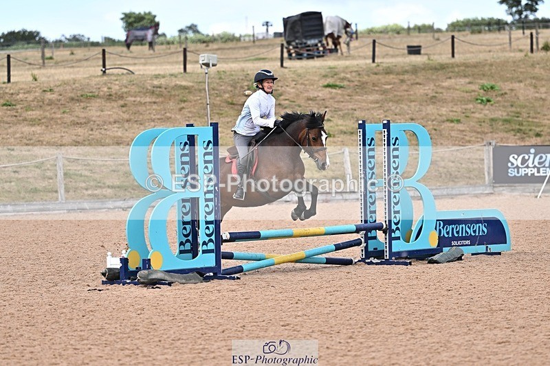 260804-155305-00174 - Clear Round