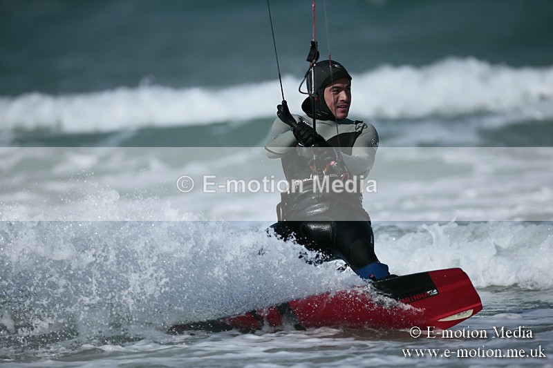 KS 020413-87 - Kite Surfing