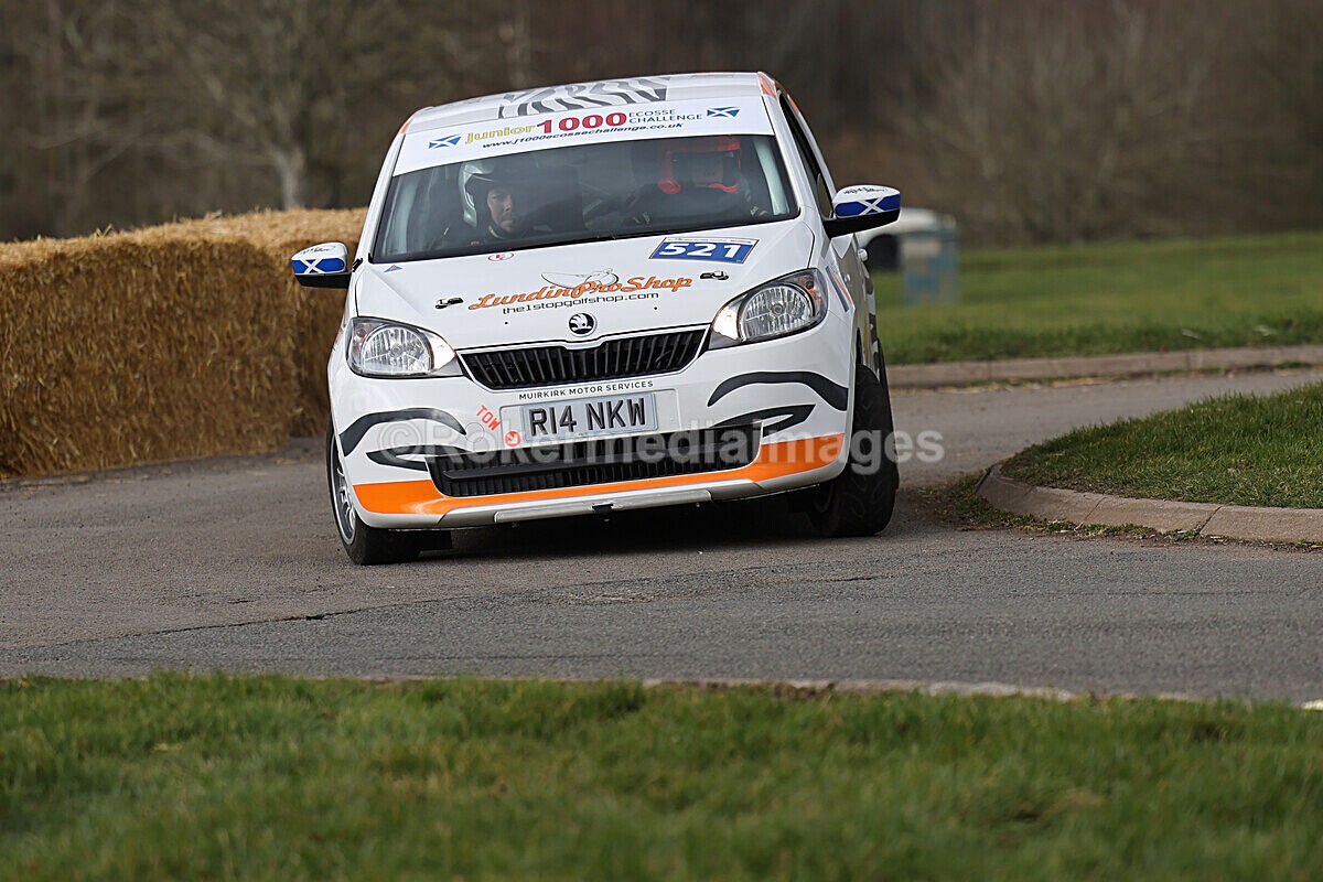 RETRO-818 - Race Retro