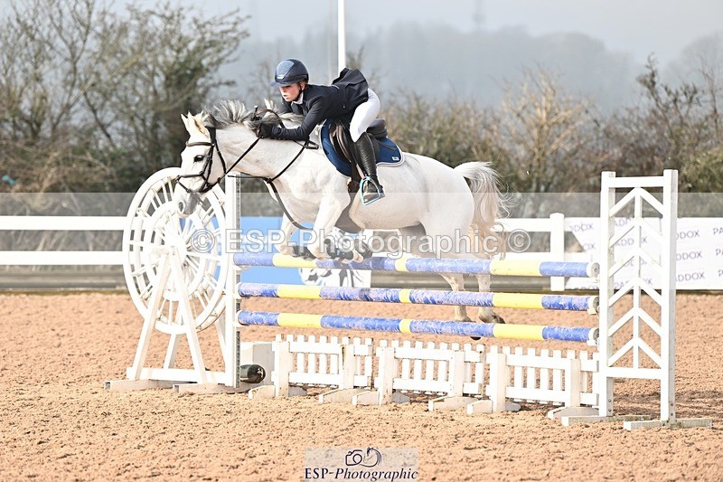 250209-113738-01566 - Cls 6 Pony Newcomers and 1m