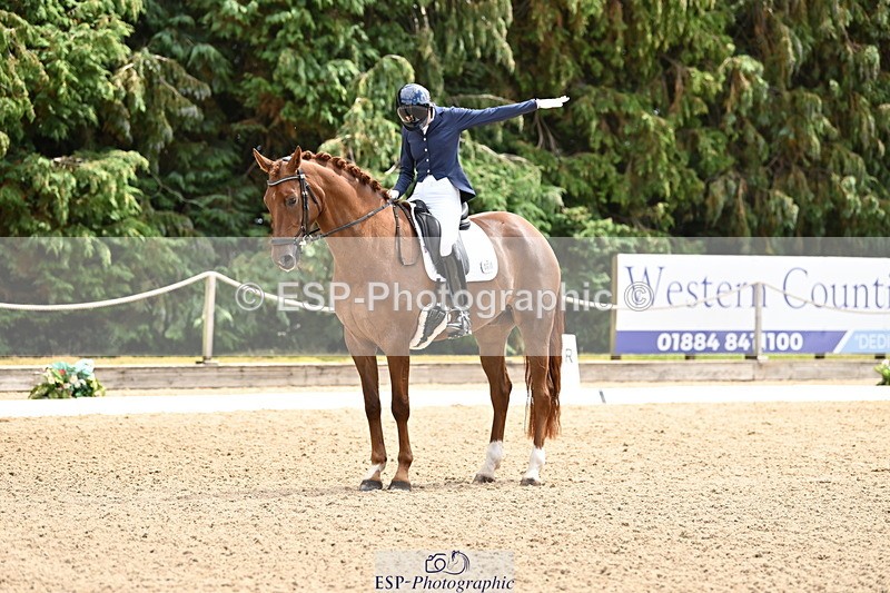 250808A-154546-01578 - 068-Jennifer.CharlestonRoulette.Magic