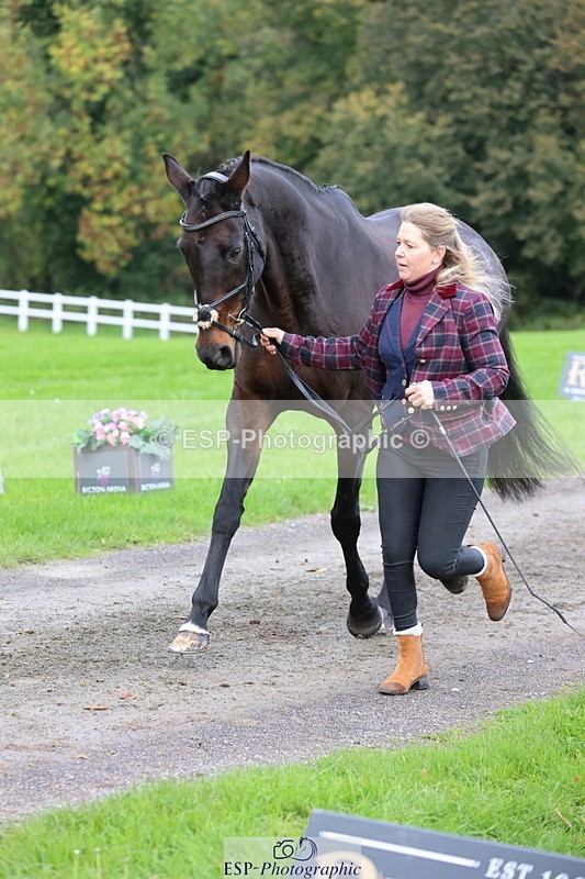 251026A-104646-23264 - F-452-Suzy.Stoneman