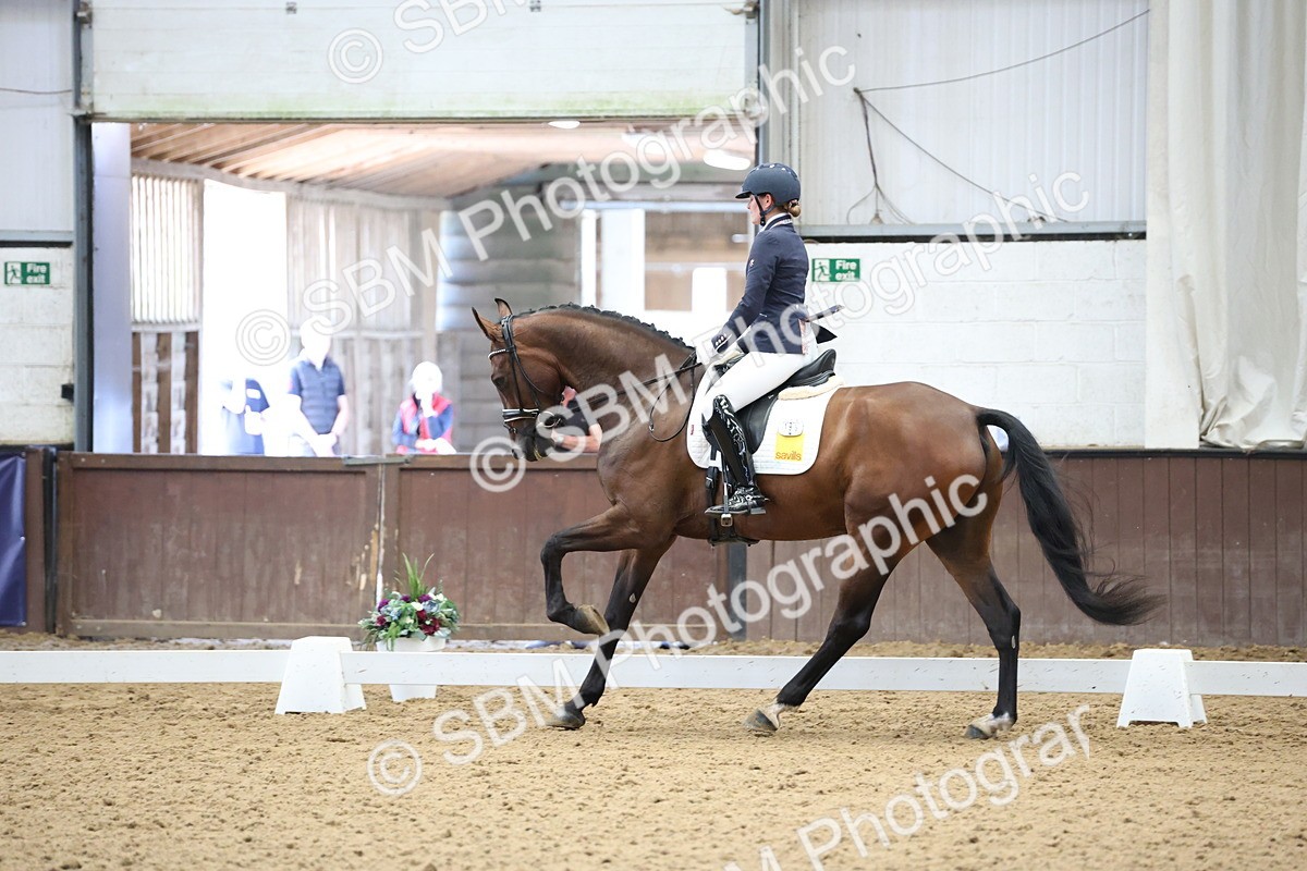 SBM_002124 - Class 5 - Novice 6 Gold - 9.00-10.10