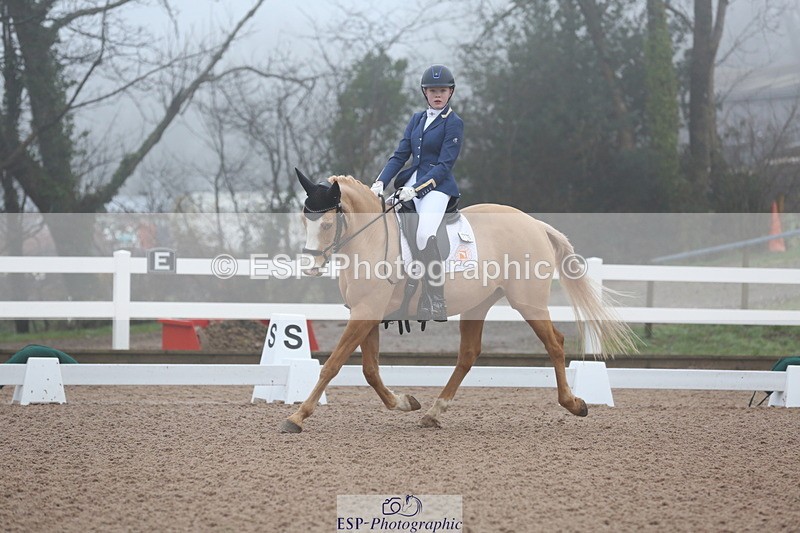 240217A-083022-00011 - 216-Olivia.Luscombe-Rosewater.Chamonix