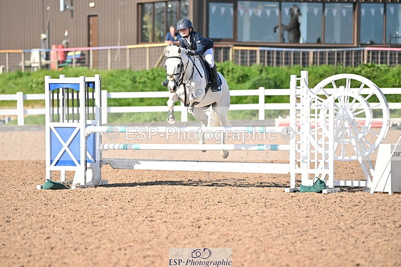 240504A-173004-03202 - Cls 24 Springboard 128cm & 138cm