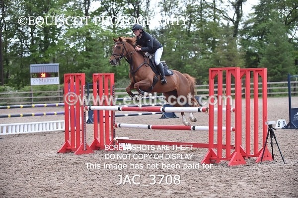 JAC_3708 - CLASS 8 Senior Newcomers/ 1.10m Open