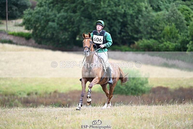 250803A-133351-13694 - N-606-Harry.Rowcliffe-22.CARROT.GOLD