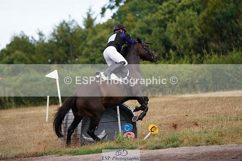 250802A-174522-09000 - H-352-Emma.Hurworth-STEREN.OF.AVALON