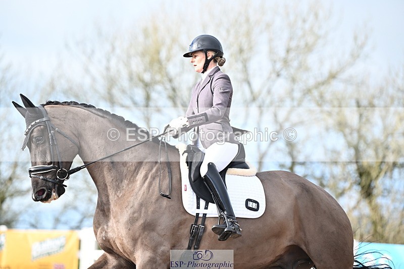 240218A-143023-08116 - 243-Lucy.Baker-Last.Dancer