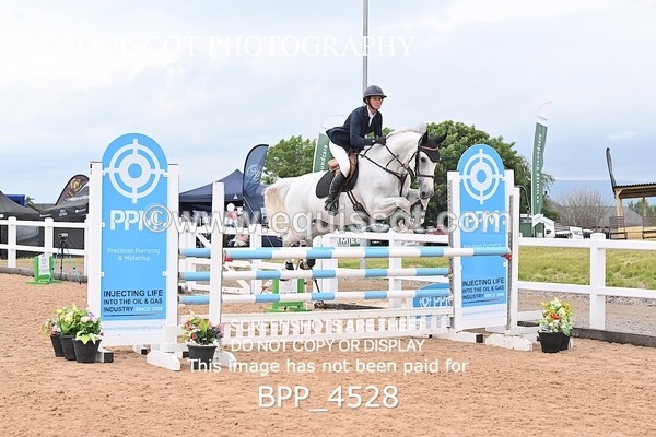 BPP_4528 - CLASS 5 WED Redpost Equestrian Senior Foxhunter/1.20m Open