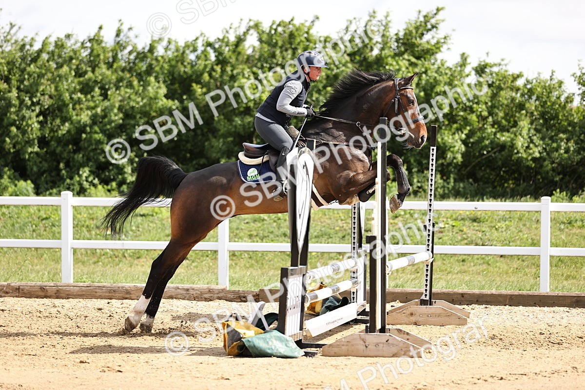 SBM_001923 - Class 8 - Clear Round