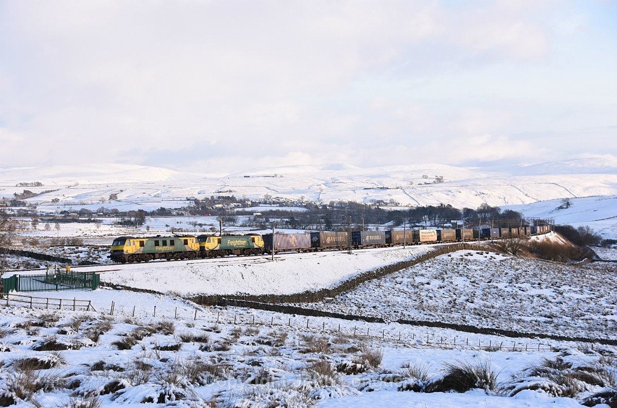 JL - 1.2.19 90045 & 90043 4S44 Daventry - Coatbridge, Greenholme - West Coast Main Line (north to south)
