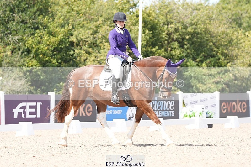 250817-140329-10565 - 182-Natalie.RosewarnePenpont.Fancy.That