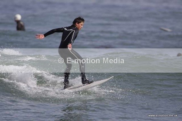 SU 090509 30 - Surf May 09