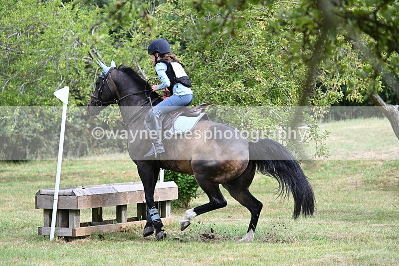 WJ7_5054 - 60cm XC Time 10:17 to 10:49