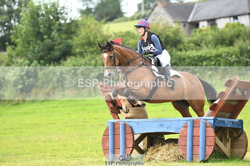 240630-143904-02205 - 835-Emilia_Poet-Carbis_Funfaere