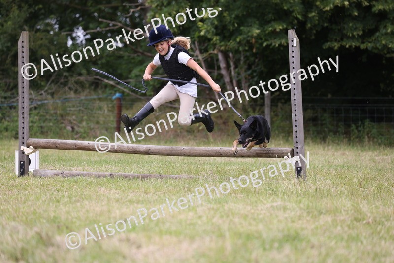 20260614-4391 - Class 25 - Horse and Hound Jumping