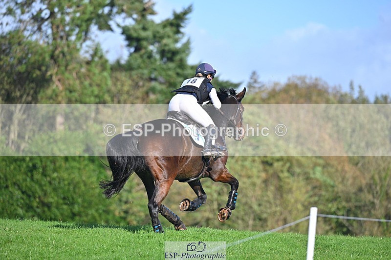 241025-112632-06718 - 018-Alice.Robinson-DERRYS.DIAMOND.CAVALIER