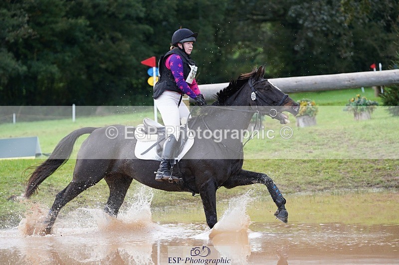 231021-162018-20709 - 565-LITTLE.M.II-Charlotte.Radley-SC+XC