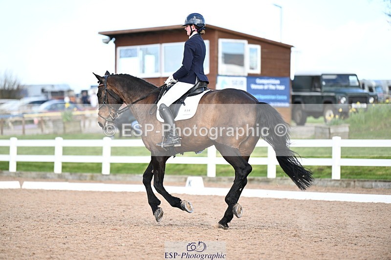 240324A-133236-03683 - Novice 27, 12.30 to 13.50